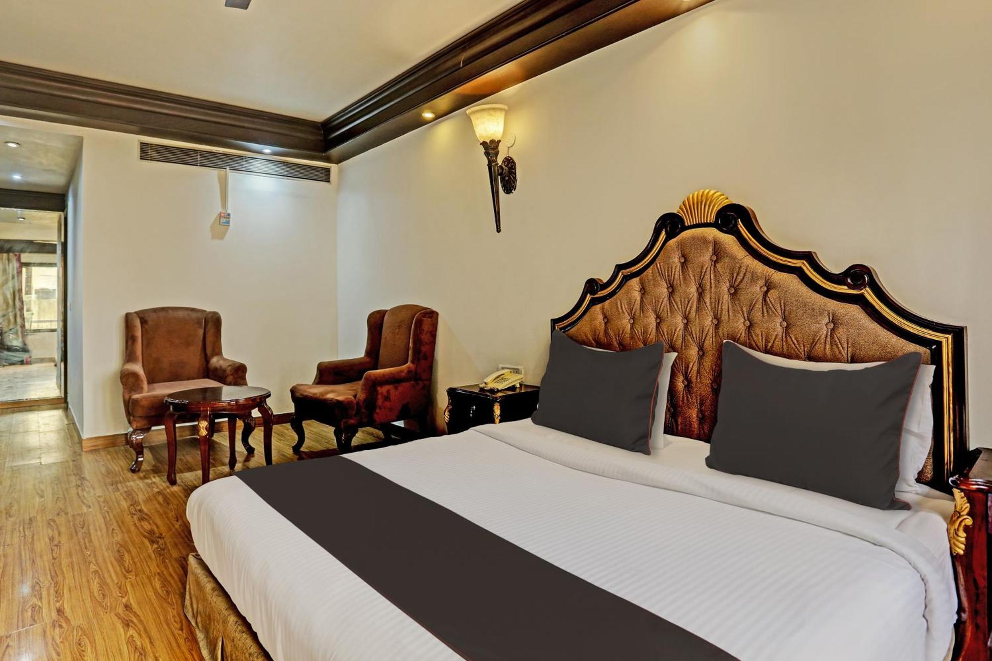 Townhouse The Royce New Friends Colony Hotel New Delhi Ngoại thất bức ảnh
